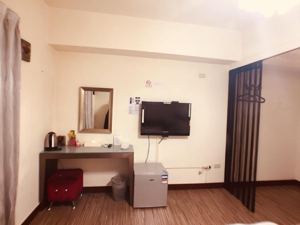 Love Feng Jia Apartment Hotel Taichung Exterior photo